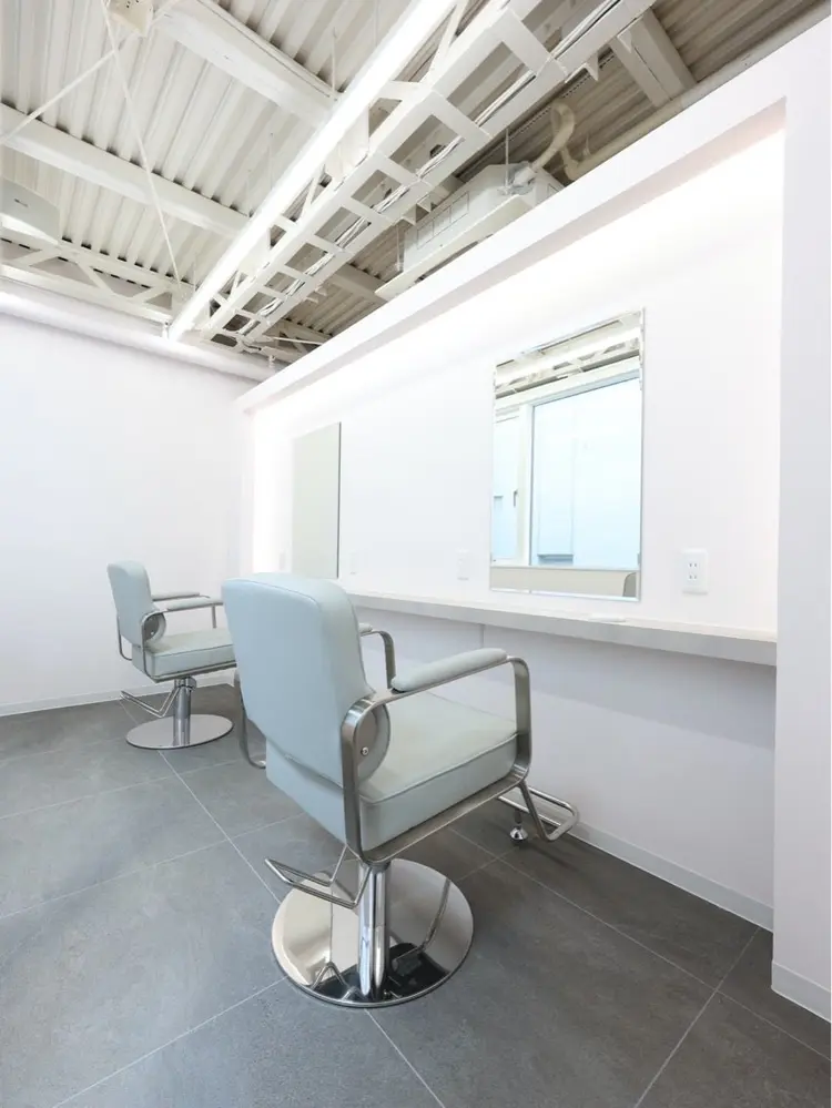 MILの内観・外観2