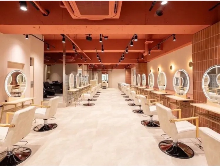 ZEST bisの内観・外観2