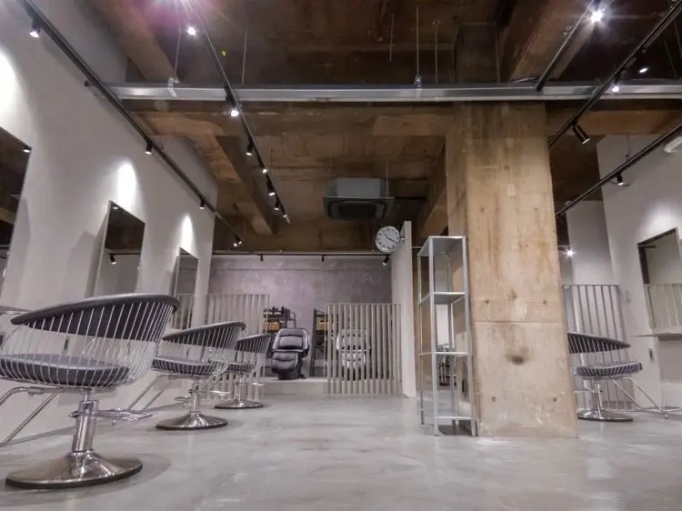 ofF éluaの内観・外観2