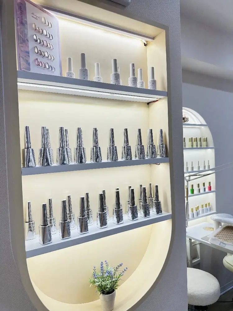 Pono Nailsの内観・外観2