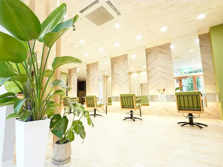 ジプソヘアーの内観・外観2