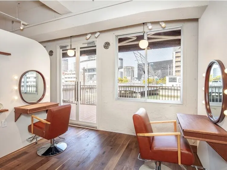 el zafiro肥後橋店の内観・外観1