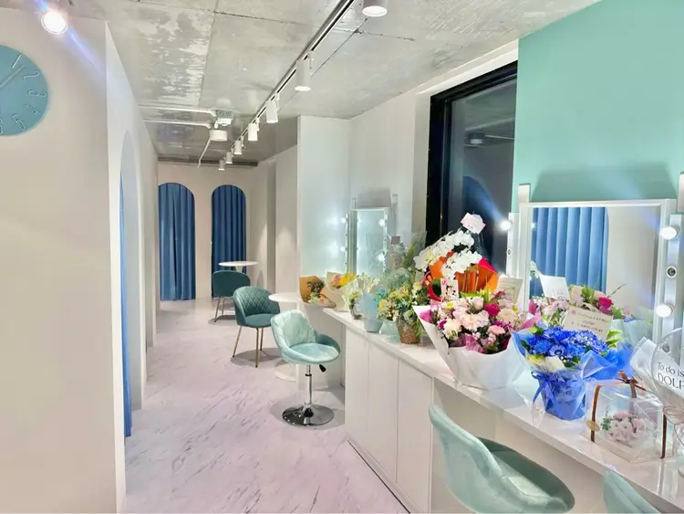 DOLPHIN SALONの内観・外観3