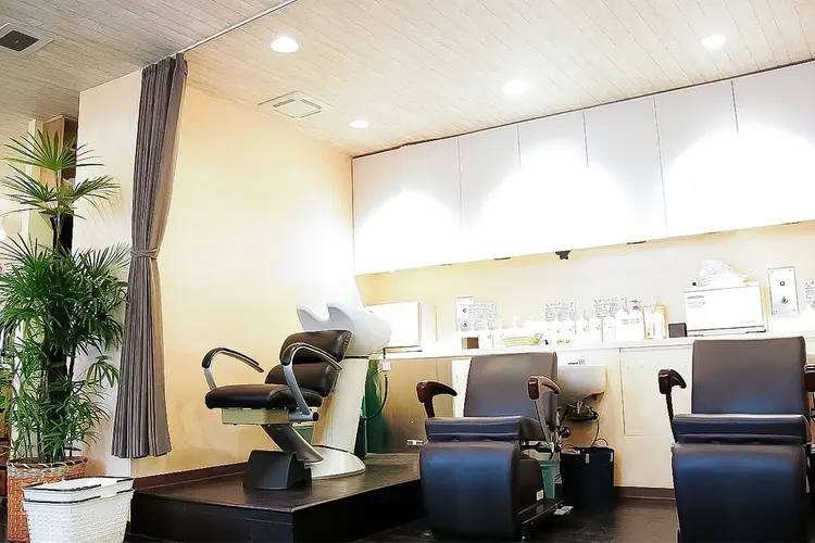 CREDGARDEN浦和店の内観・外観2