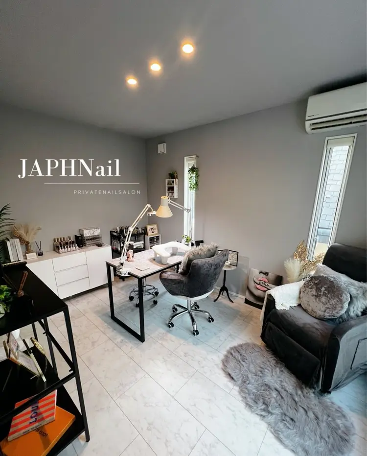 Nailsalon.JAPHの内観・外観1