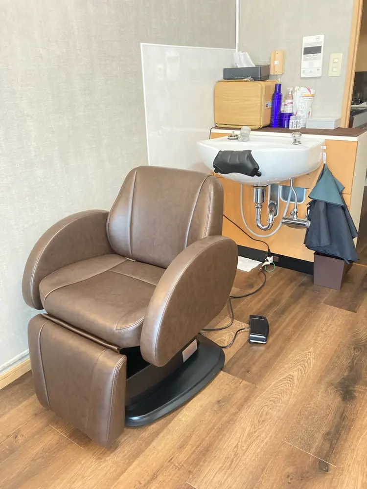 AUTHENTIC private mens hair salonの内観・外観3