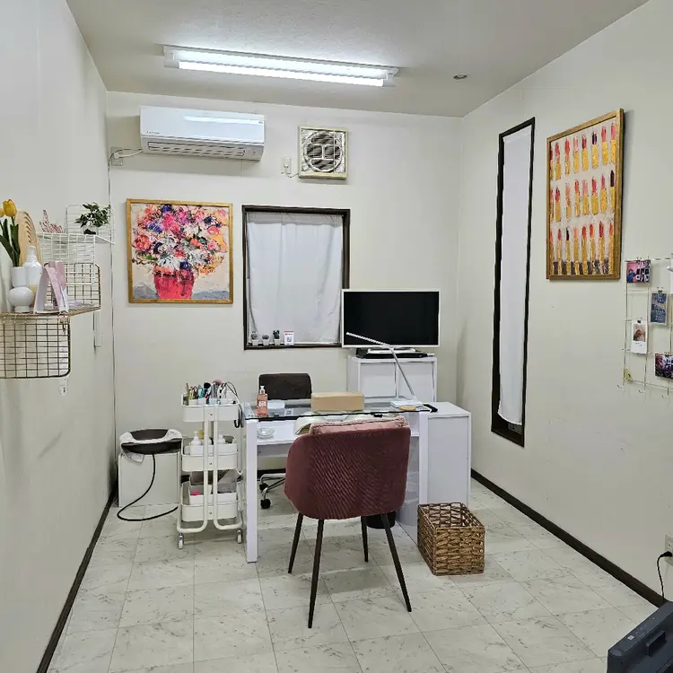 みよし市 nail salon*pomnal.coの内観・外観1