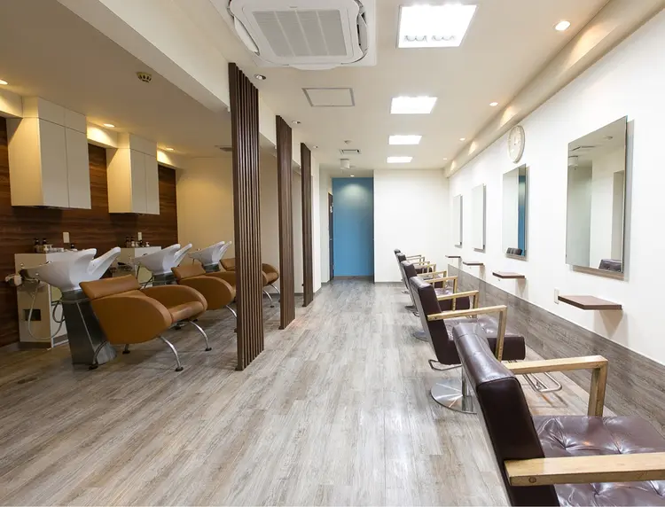 hair&make kokoの内観・外観1