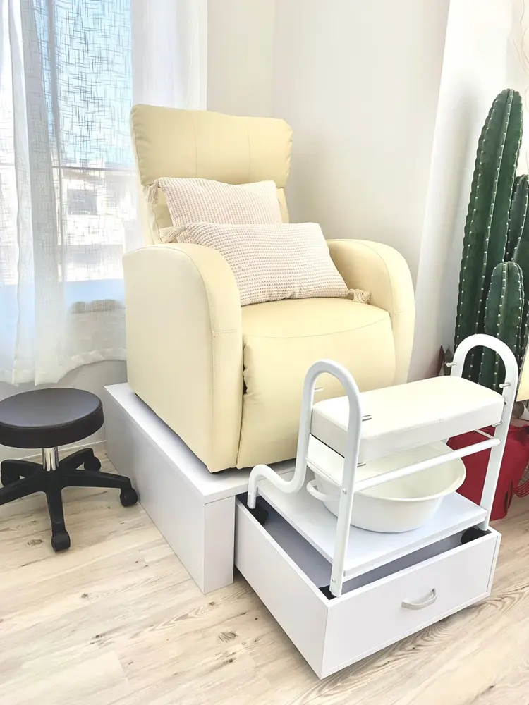 Le’a nailの内観・外観2