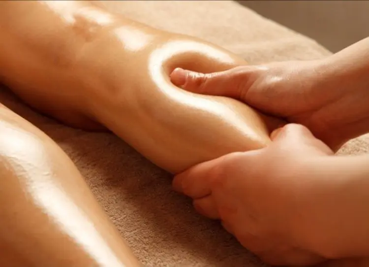 エステクィーンの内観・外観2