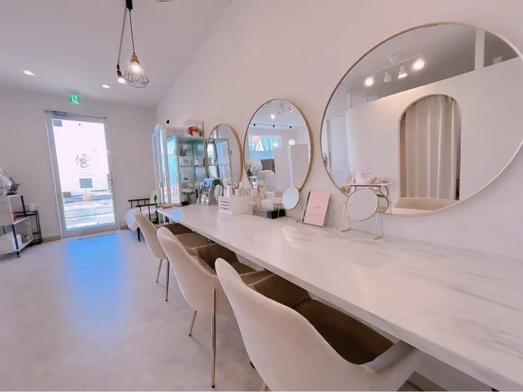 OTTOの内観・外観1