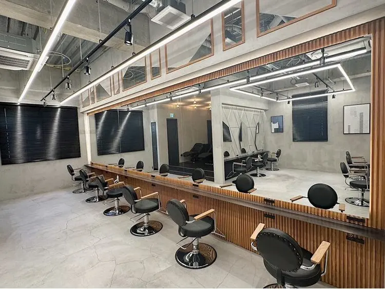 sirena by artina辻堂店の内観・外観1