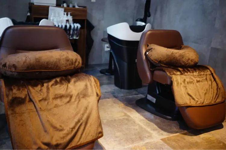 hair＆Cafe Chillの内観・外観3