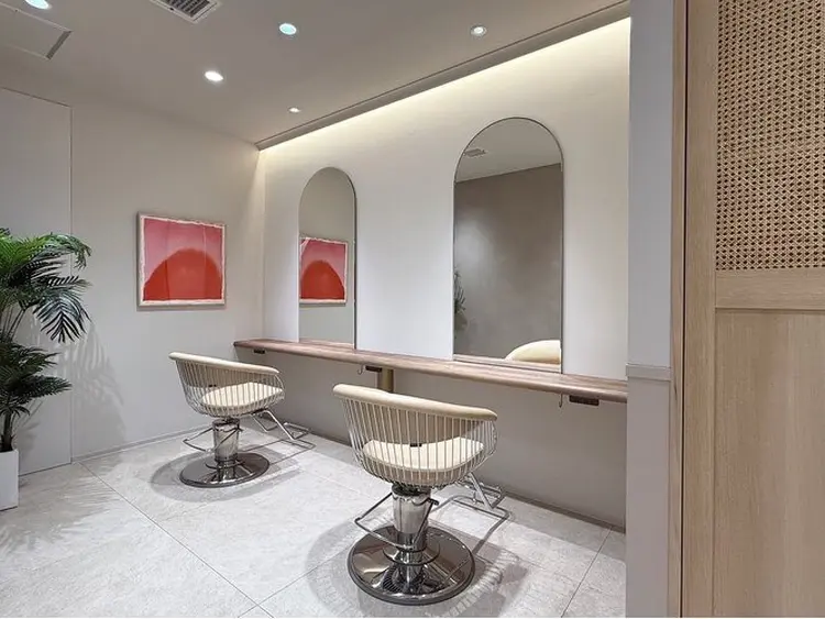 Zina渋谷本店の内観・外観2