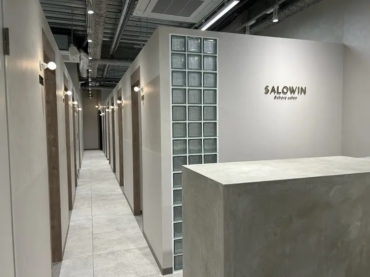 SALOWIN 栄３丁目店の内観・外観1