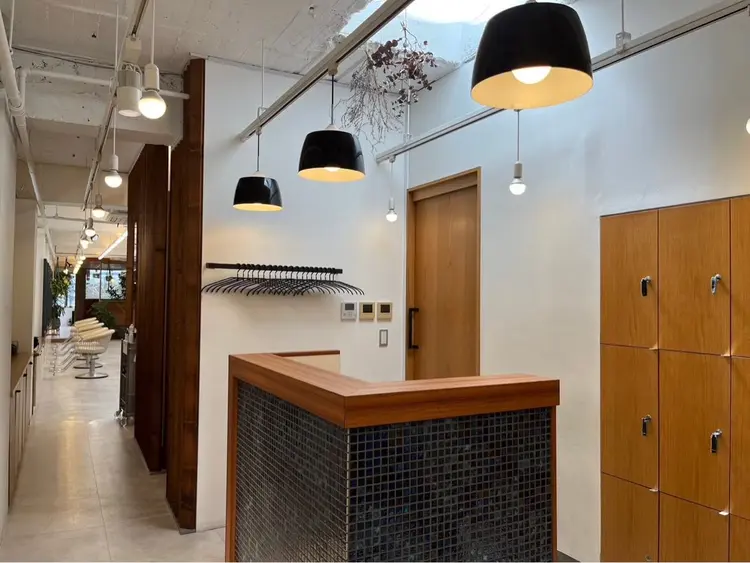 リンダの内観・外観1