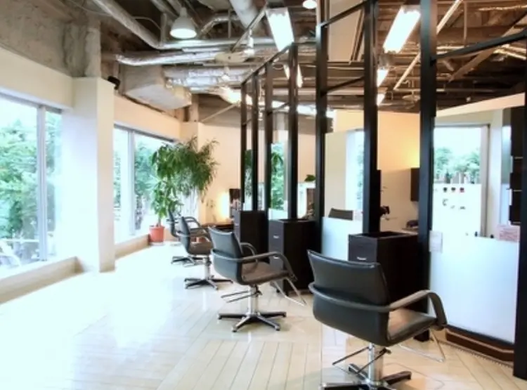 friend's麻生店の内観・外観1