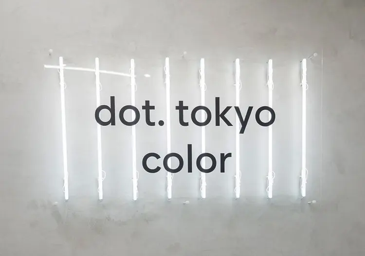 hair salon dot.tokyo colorの内観・外観1