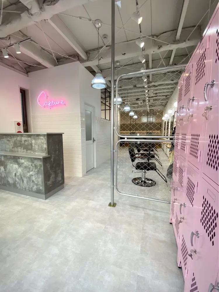 Captureの内観・外観1