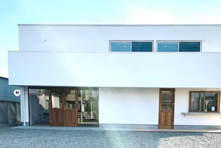 BELLE EQUIPEの内観・外観1