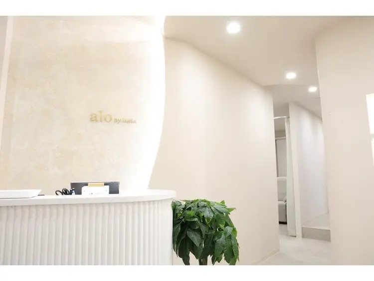 eyelash & nail salon aloの内観・外観1