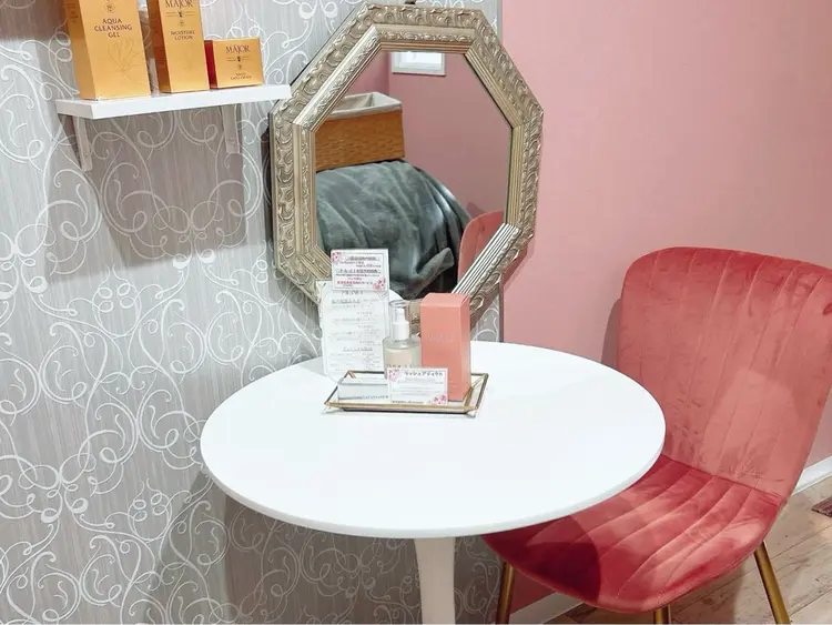 アイラッシュサロン melt-メルト-の内観・外観1