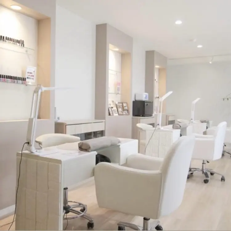 nail salon mieuxの内観・外観1