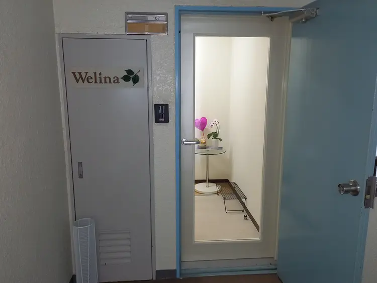 LediescareSalonWelinaの内観・外観3