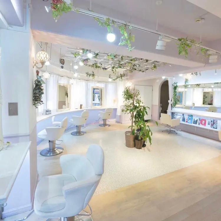 Laurentの内観・外観1