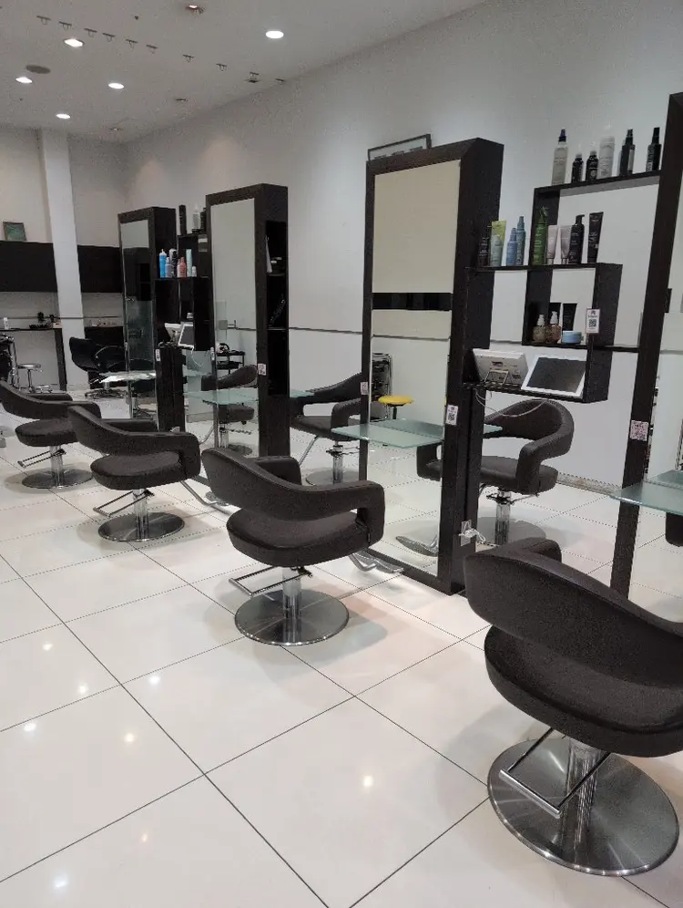 マーリィ イオン久里浜店の内観・外観1