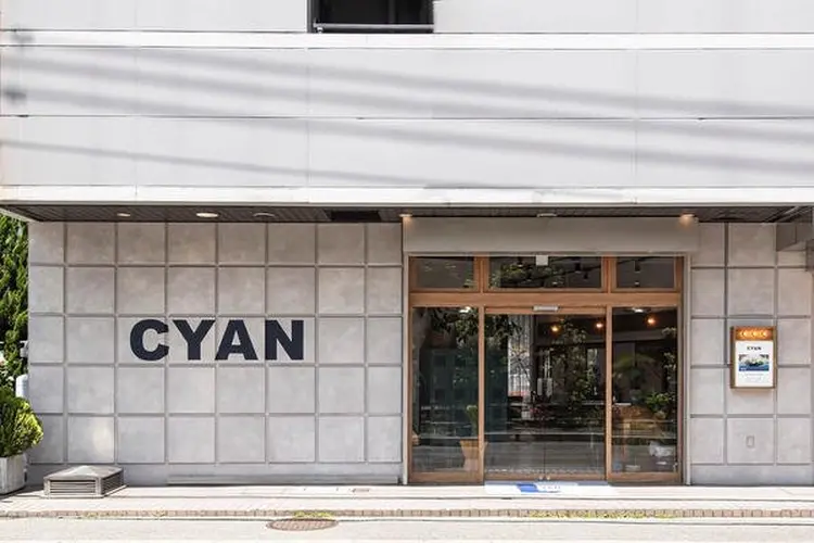 CYAN綱島店の内観・外観1