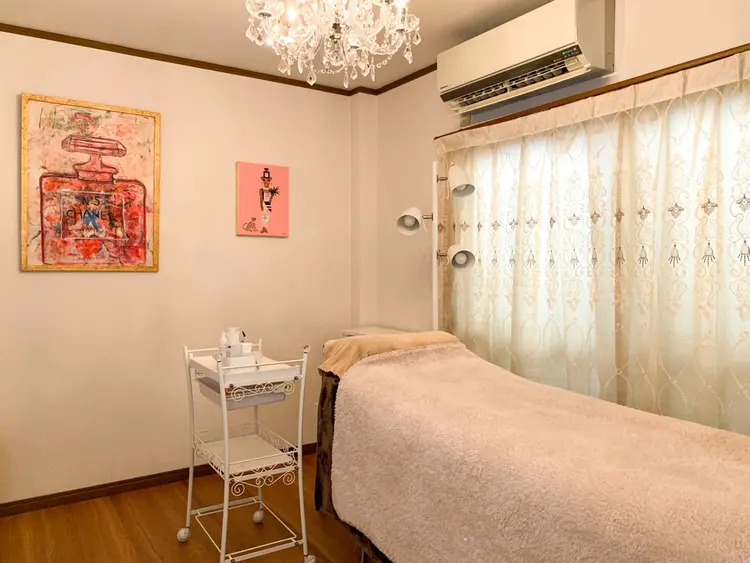 JULIE LASHの内観・外観1