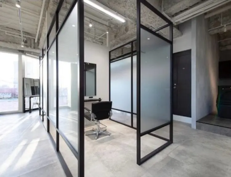 サロウィン池袋店の内観・外観3