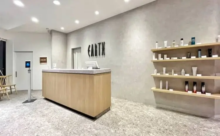 EARTH coiffure beaute 上田店の内観・外観2