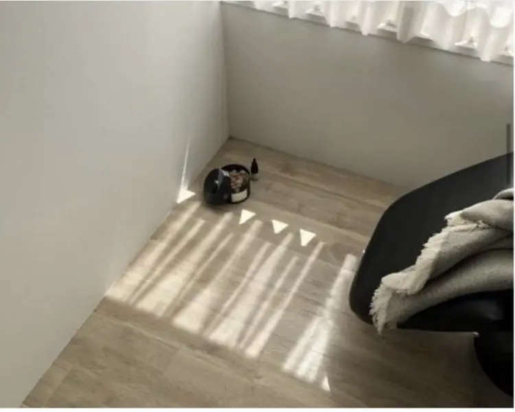 H 梅田の内観・外観2