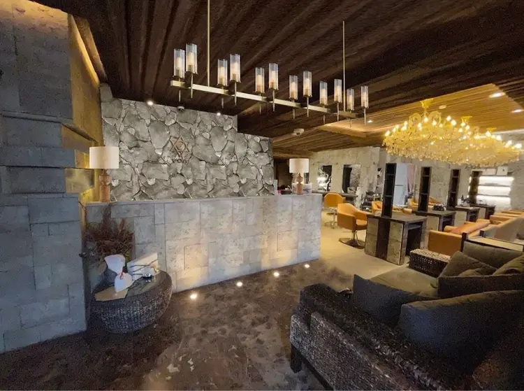 VOAの内観・外観2