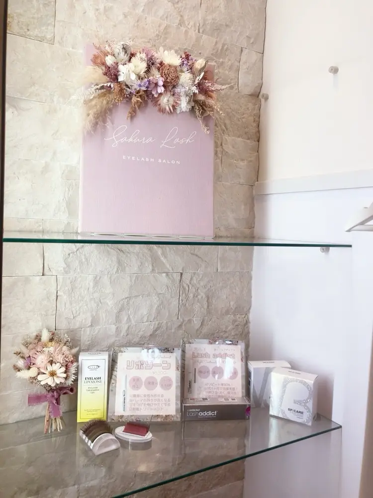 まつげと眉毛のお店Sakura Lash【サクララッシュ】の内観・外観2