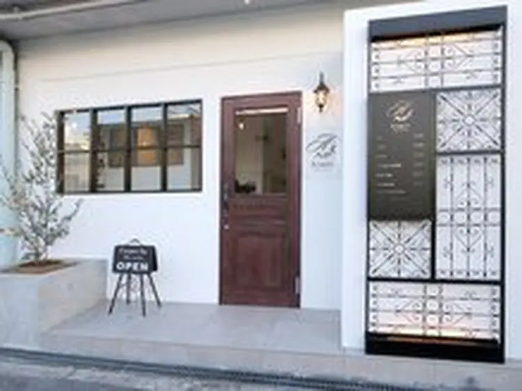 Aimerの内観・外観1