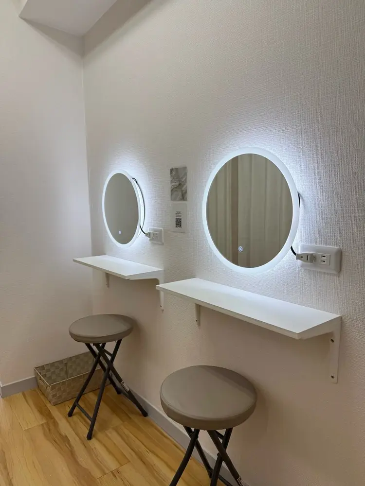 眉毛アイブロウ&まつ毛パーマiena渋谷/パリジェンヌ/眉毛まつげパーマ/眉毛アイブロウの内観・外観1