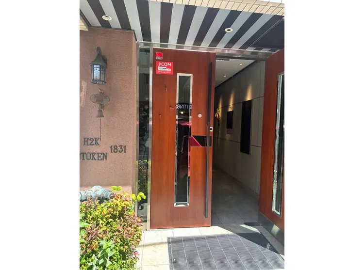 eyelash  Salon Rejuveの内観・外観1