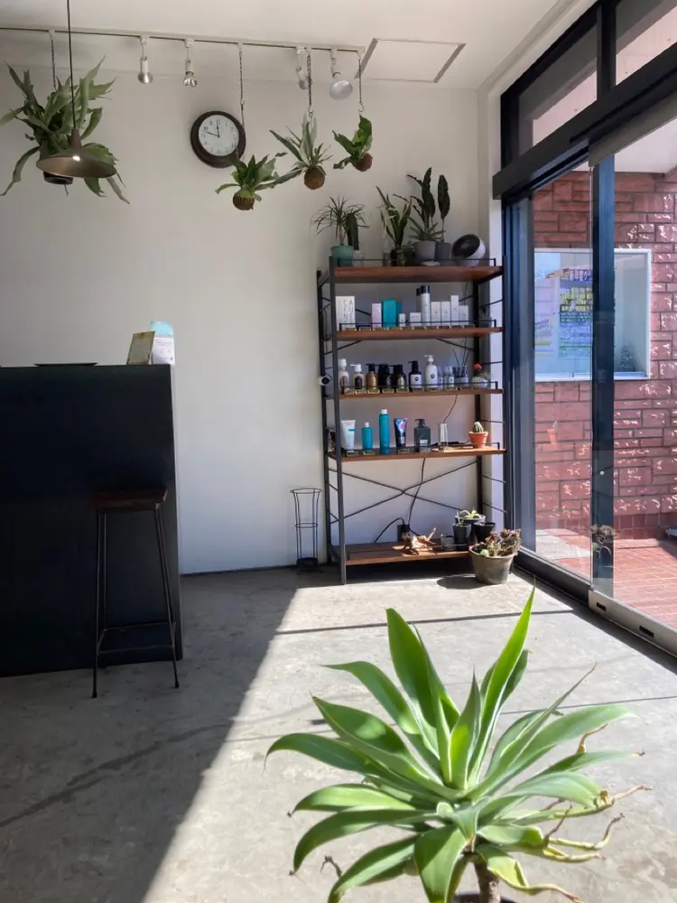 Chelsea    hair&time studioの内観・外観1