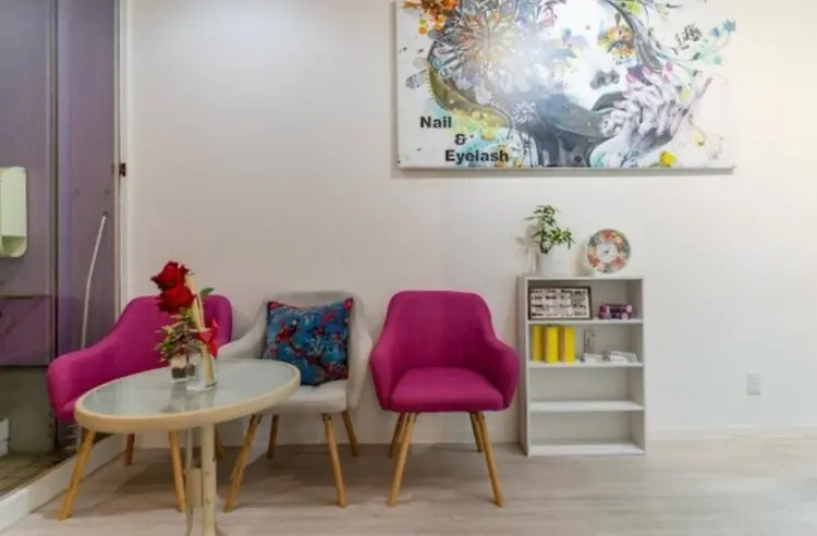 NAIL&EYELASH AMULET 柳津店【アミュレット】の内観・外観1