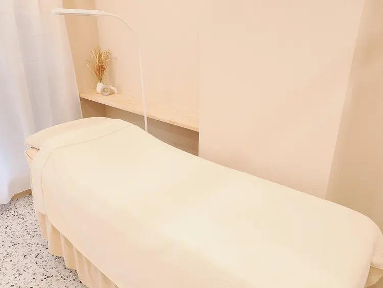 Rinata 西宮店の内観・外観1