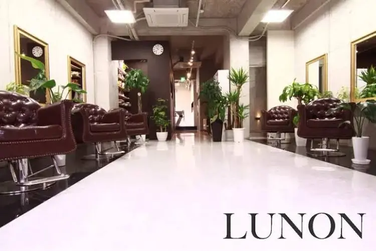 LUNONの内観・外観1