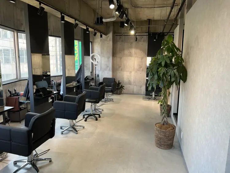 _WHITE京橋店の内観・外観1