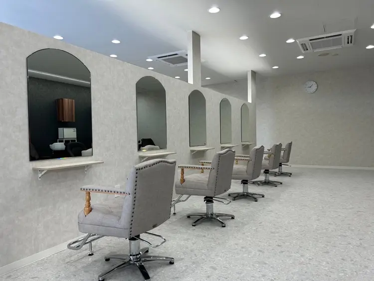 ROENの内観・外観2