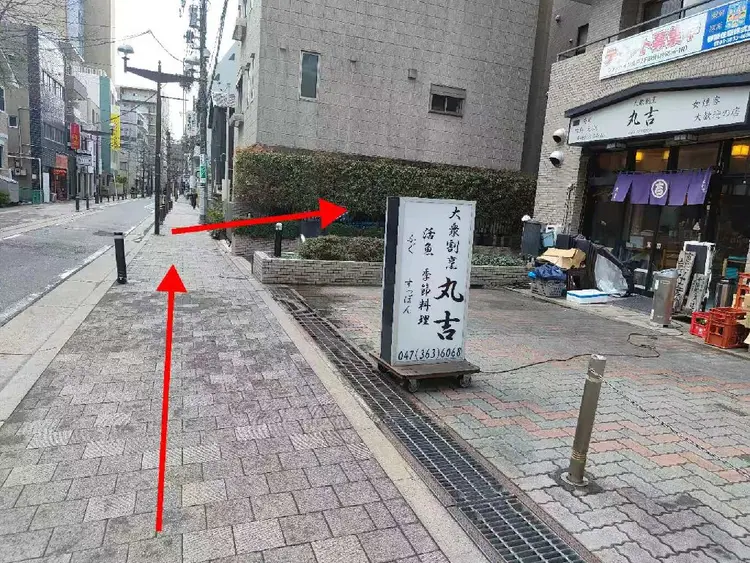モニカネイルサロン松戸店の内観・外観2