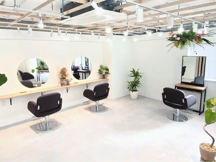 hair design SUN room【ヘアデザインサンルーム】の内観・外観3