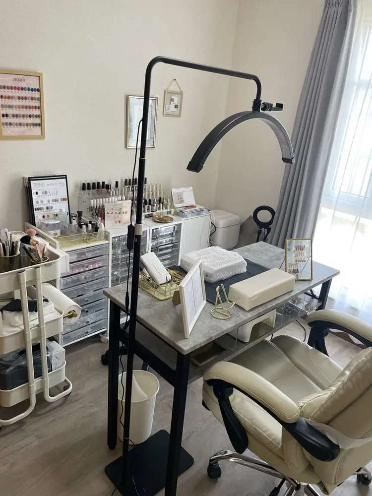 nail atelier   amieuxの内観・外観1