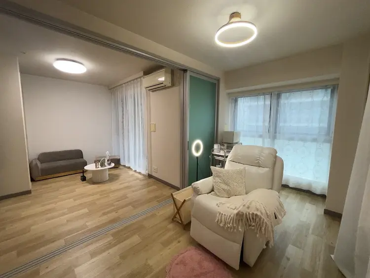 Plaisir eyelash&eyebrowの内観・外観1